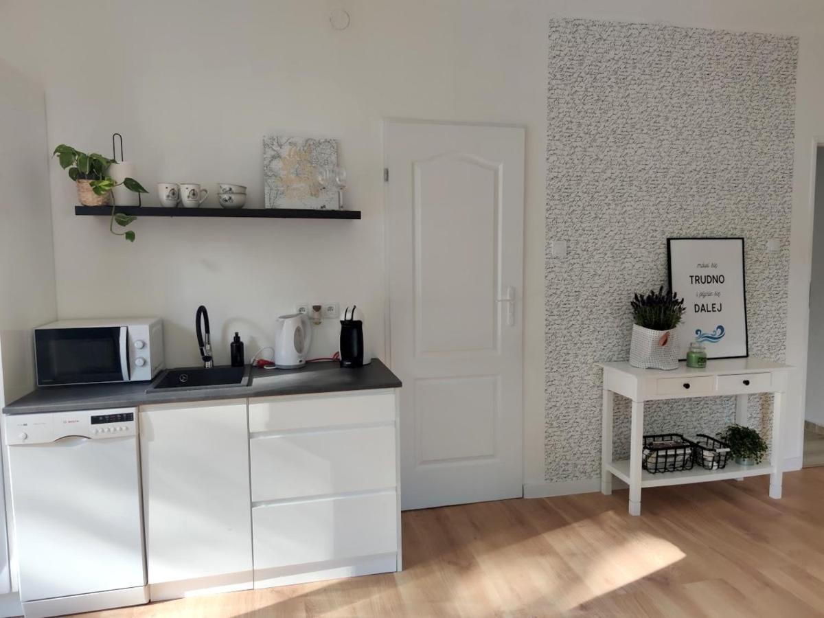 Apartament W Sasiedztwie Lasu 1800M Od Morza Sopot Buitenkant foto