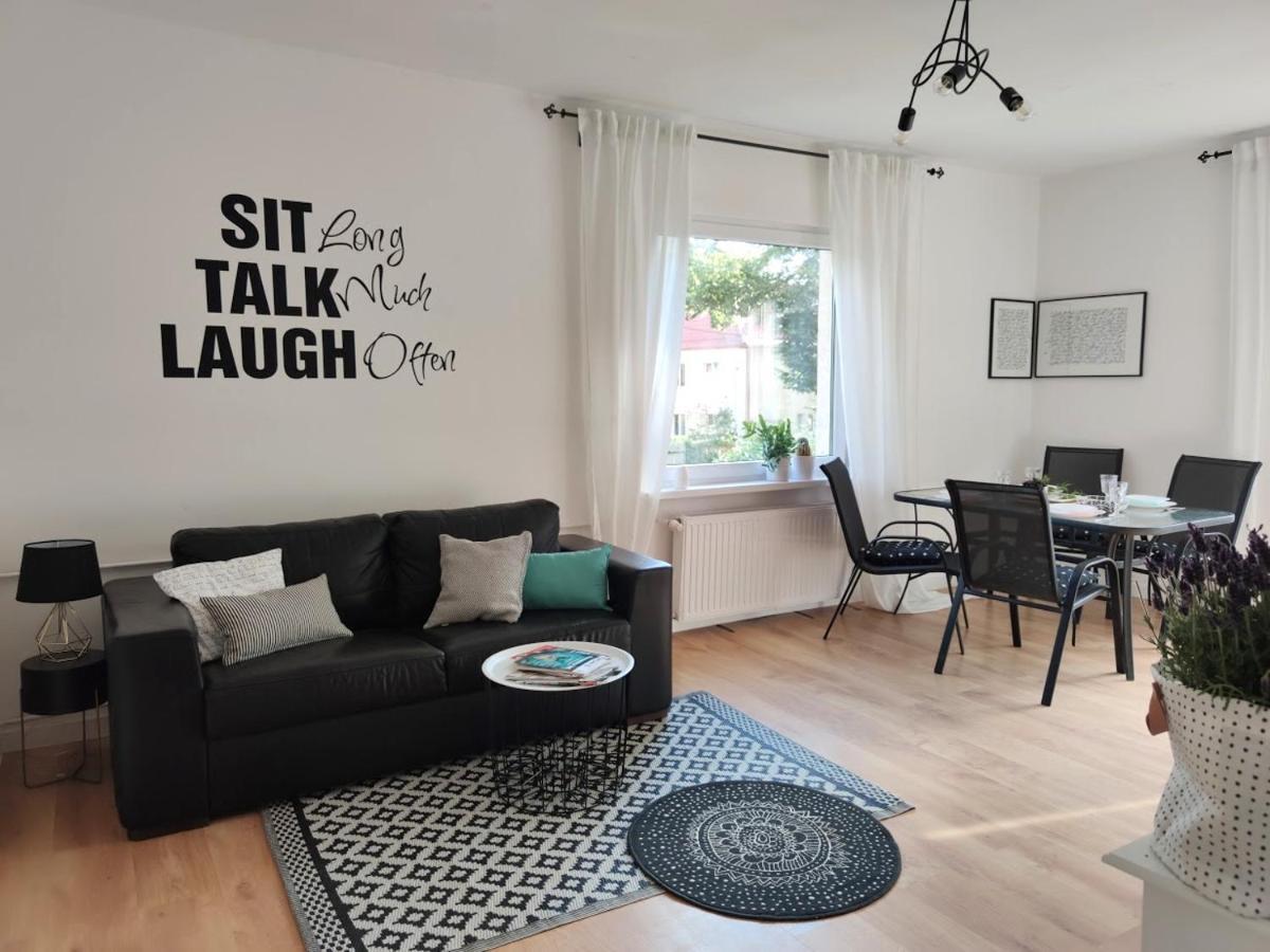 Apartament W Sasiedztwie Lasu 1800M Od Morza Sopot Buitenkant foto